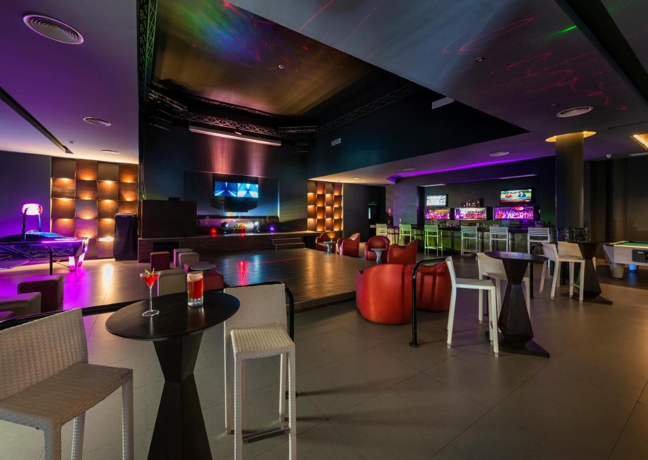 Royalton Chic Punta Cana, An Autograph Collection All-Inclusive Resort & Casino, Adults Only Экстерьер фото